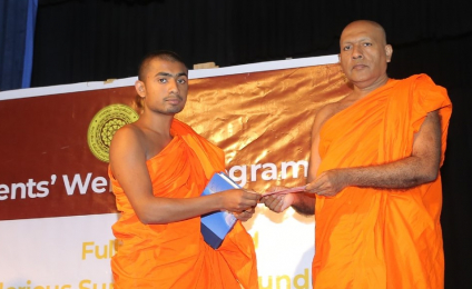 Glorious Sun Charity Foundation Sponsors Scholarships for Pali and Buddhist Studies Students